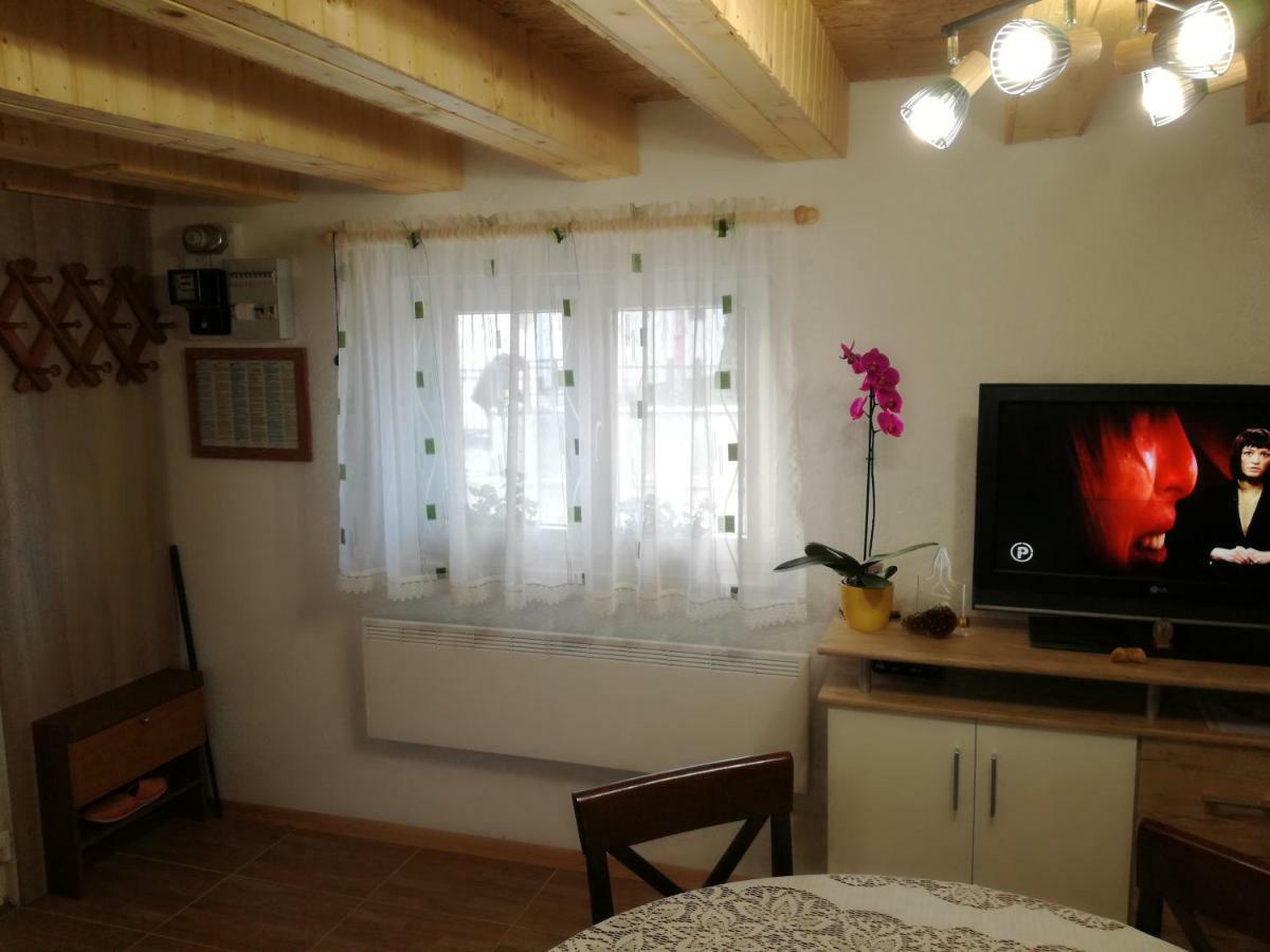 Kuca Za Odmor "Jasna" Apartment ซิรินีลุก ภายนอก รูปภาพ