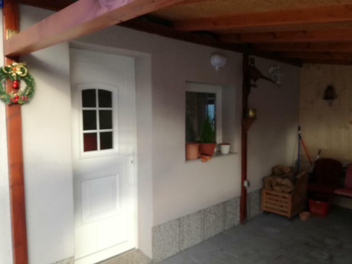 Kuca Za Odmor "Jasna" Apartment ซิรินีลุก ภายนอก รูปภาพ